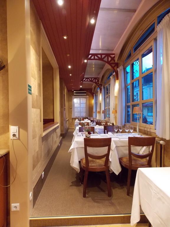 Hotel Chambord Vichy Eksteriør billede