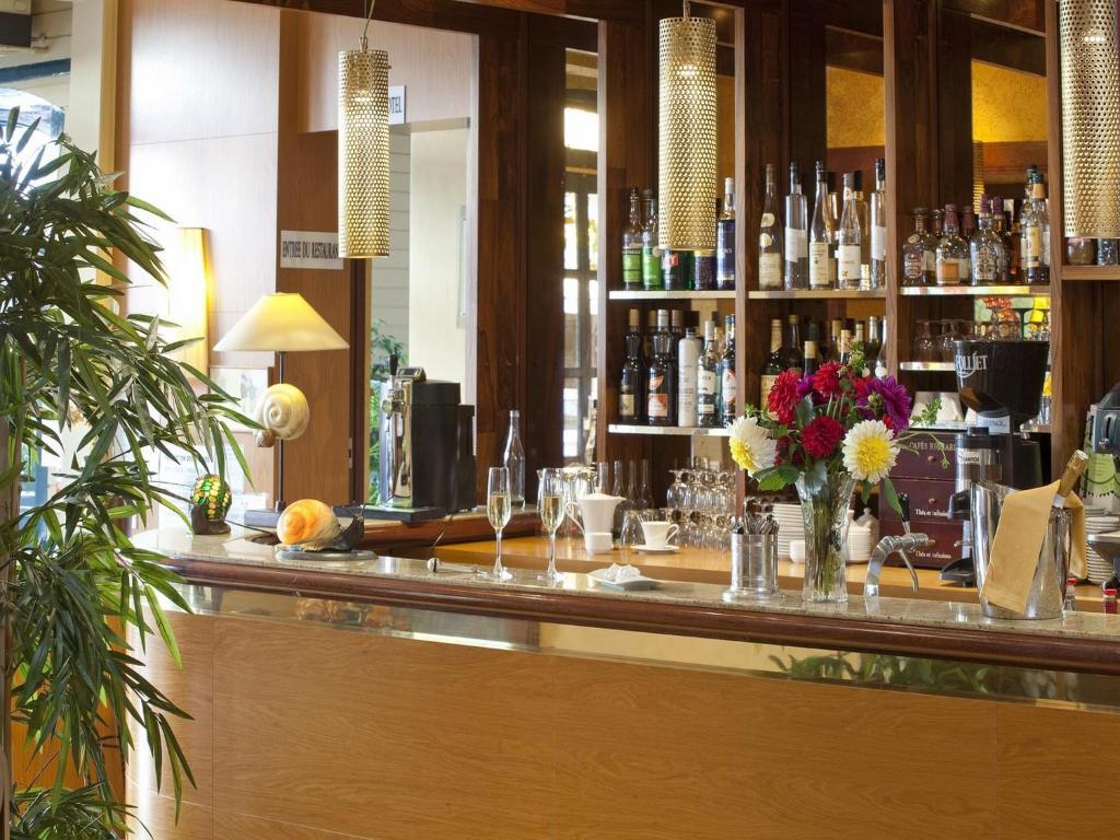 Hotel Chambord Vichy Eksteriør billede