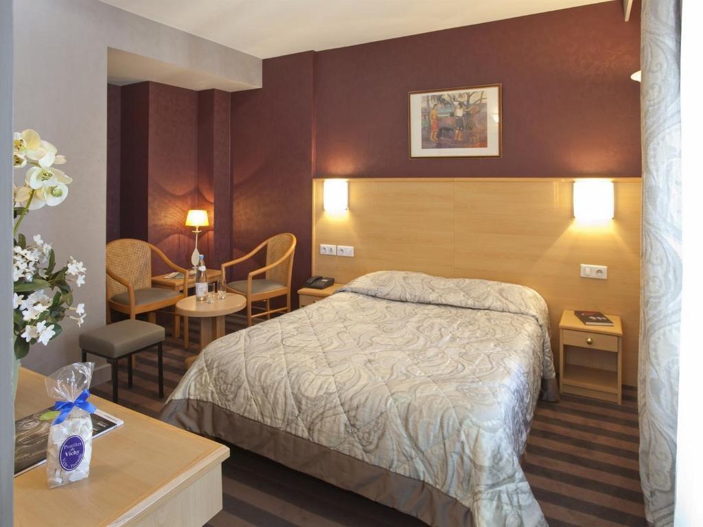Hotel Chambord Vichy Værelse billede